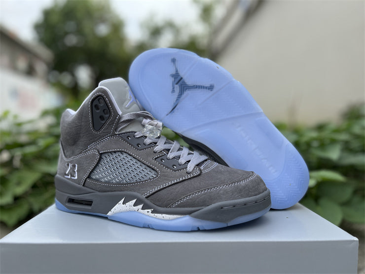 Wolf Grey