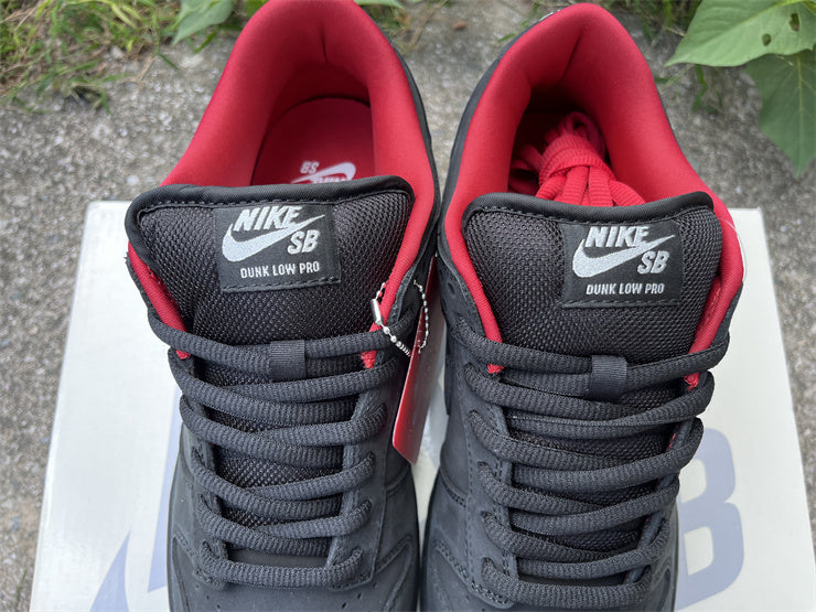 Supreme x Nike SB Dunk Low Black
