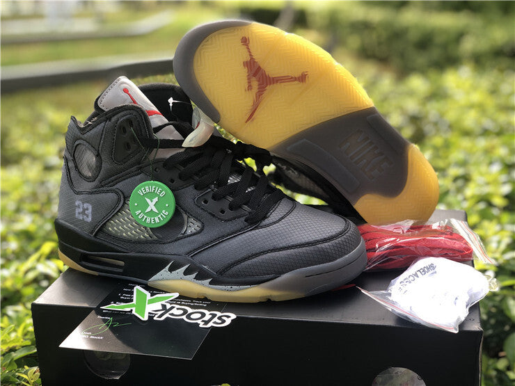 Off-White x Air Jordan 5 ‘Muslin’