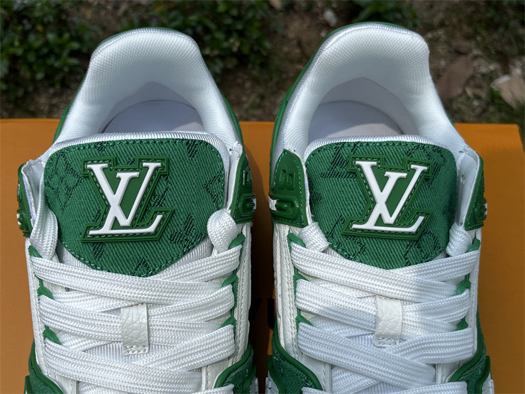 Green Trainer