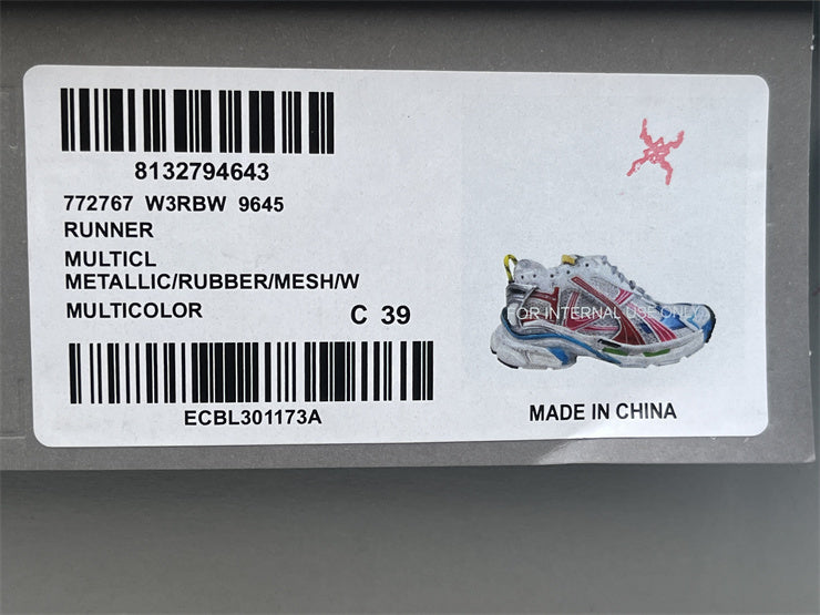 Multicolor Runners