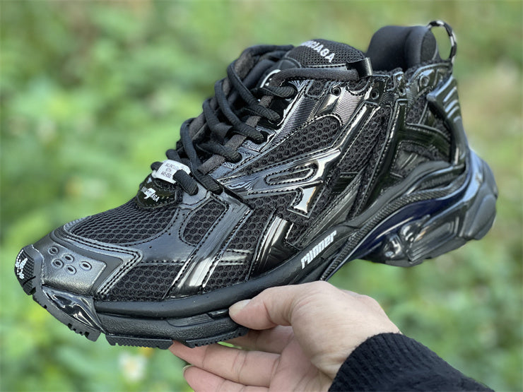 Black Runners