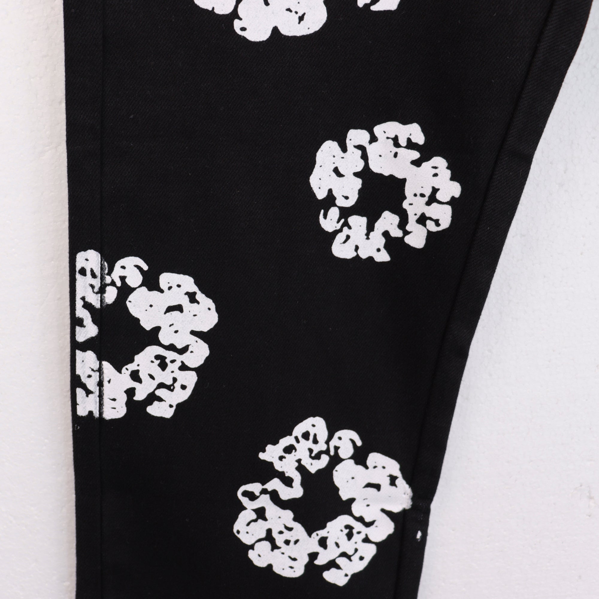 Offset Tears Jeans