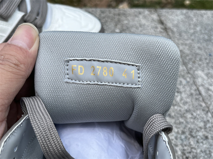 Grey Trainer