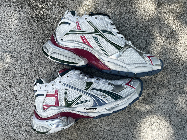 Green, Blue, and Pink Runners