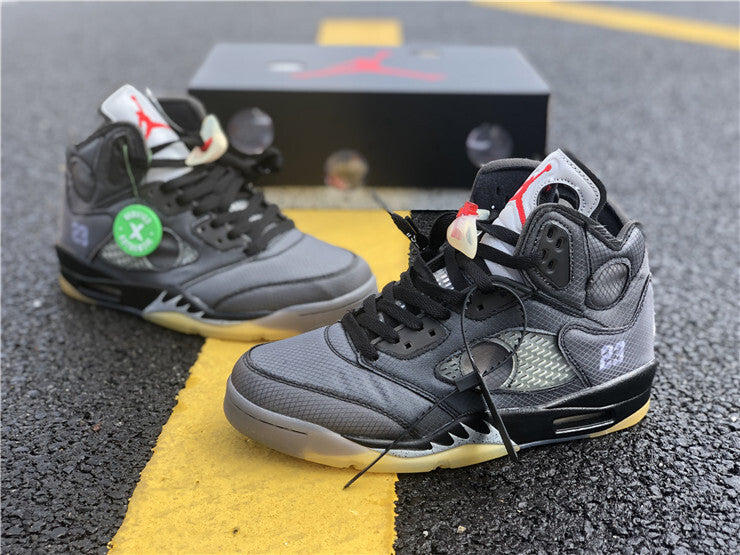 Off-White x Air Jordan 5 ‘Muslin’