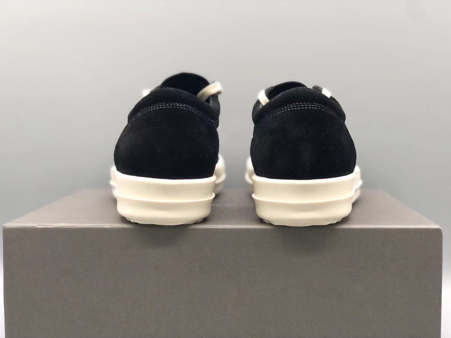 Black Vans