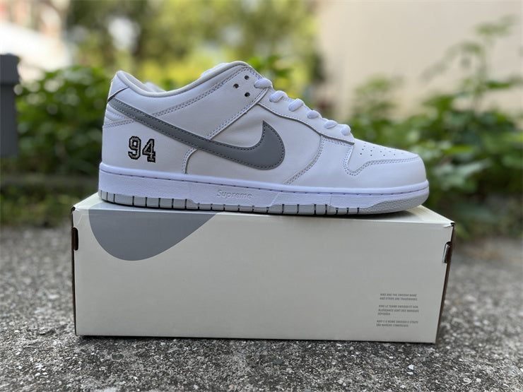 Supreme x Nike SB Dunk Low