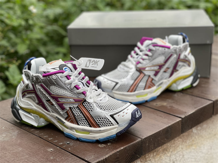 Multicolor Runners (2)
