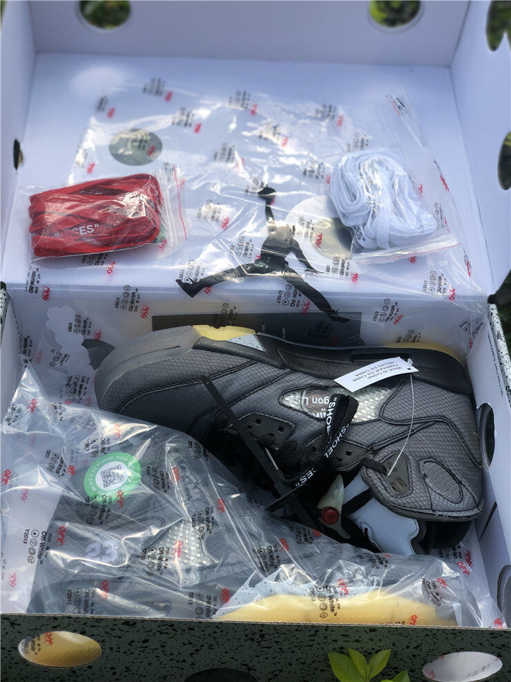 Off-White x Air Jordan 5 ‘Muslin’