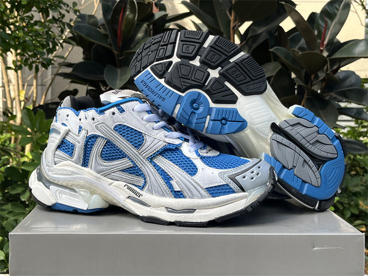 White and Blue Runners