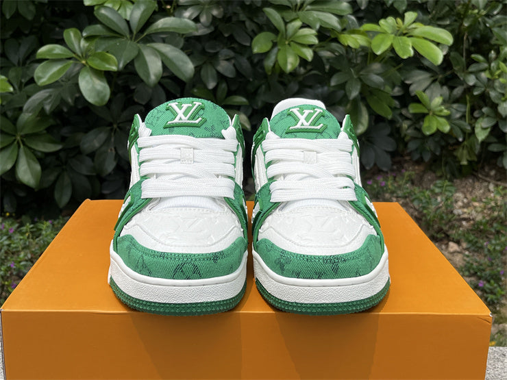 Green Trainer