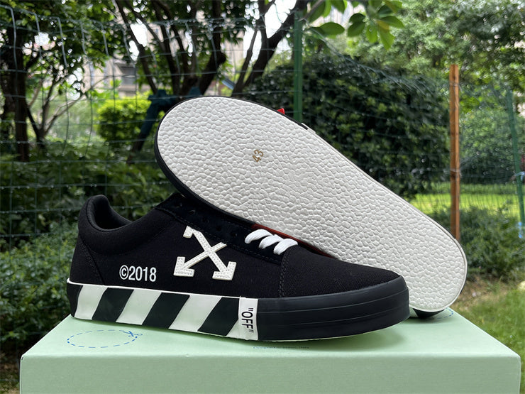 Vulc Low Black