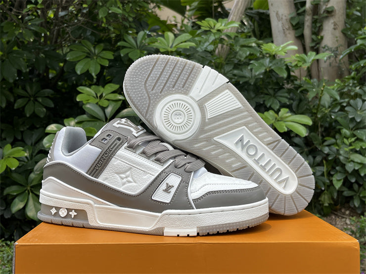 Grey Trainer