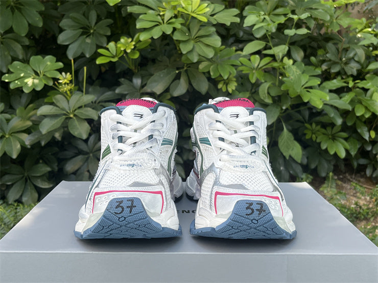 Green, Blue, and Pink Runners