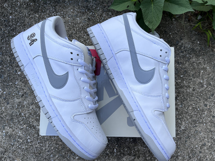 Supreme x Nike SB Dunk Low