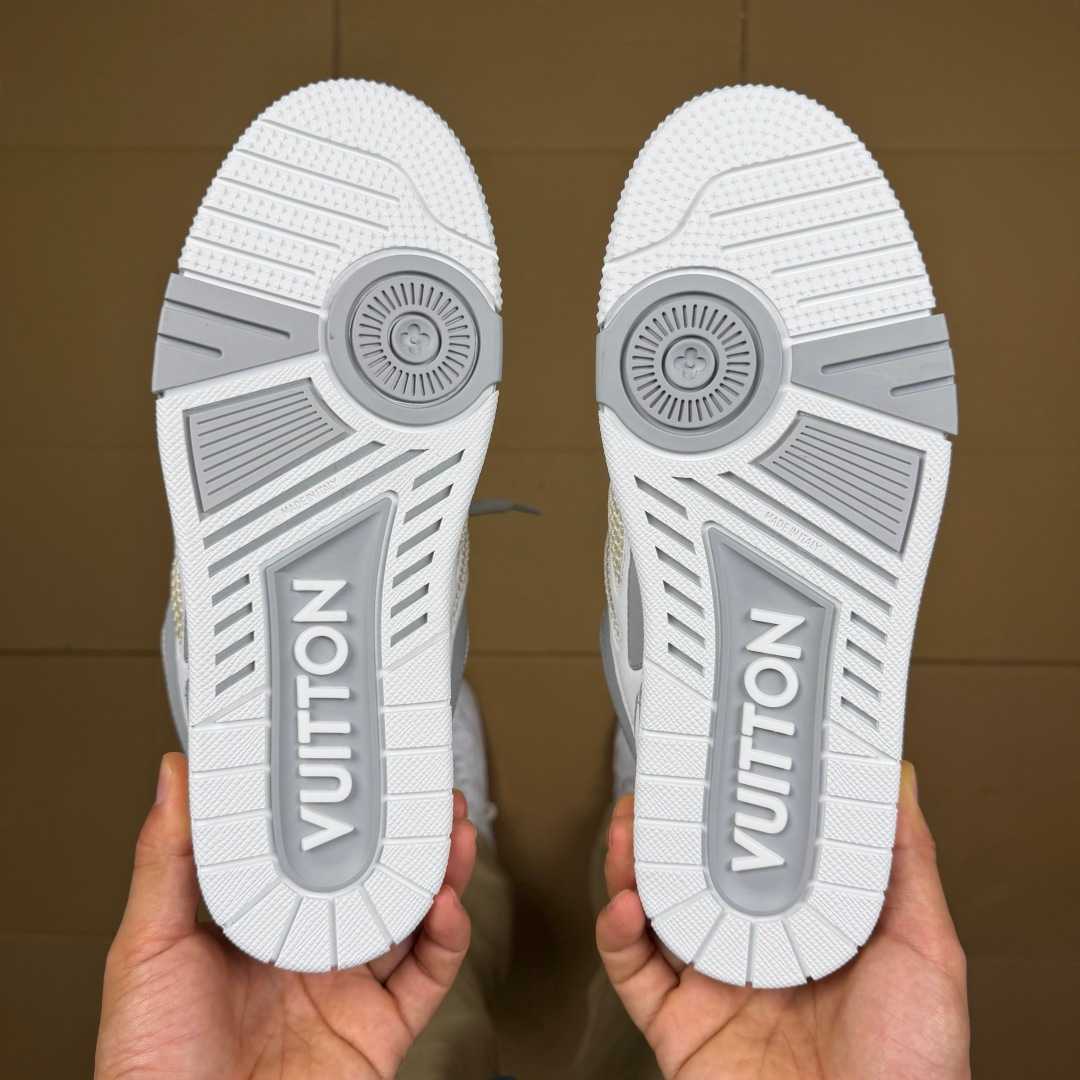 Grey Skates