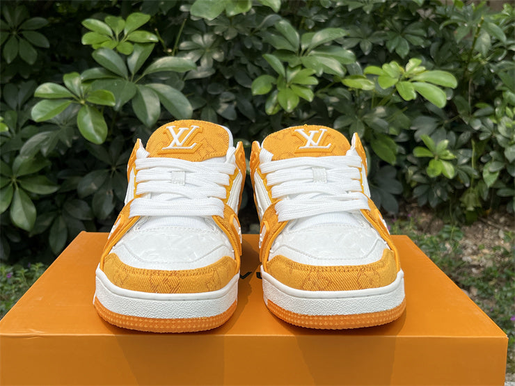 Yellow Trainer