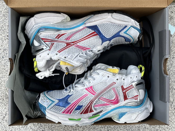 Multicolor Runners