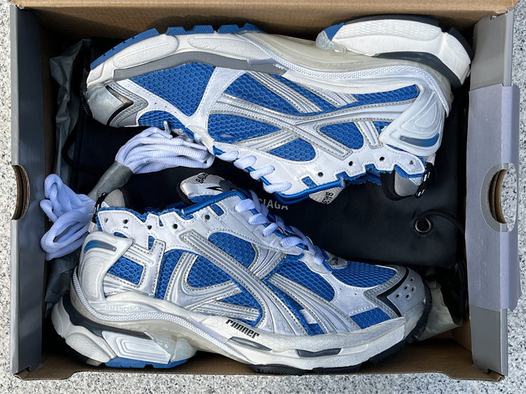 White and Blue Runners