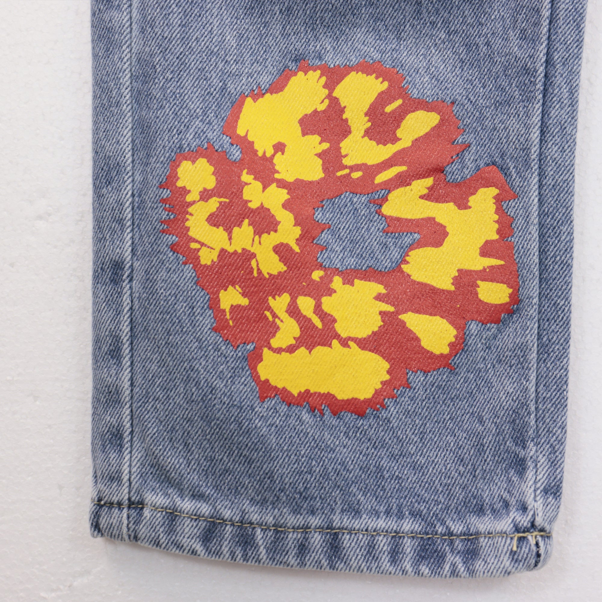 Offset Tears Jeans