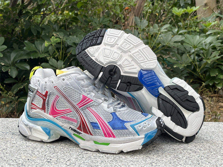 Multicolor Runners