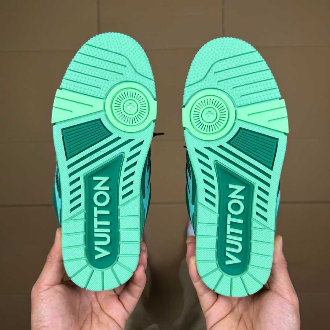 Green Skates