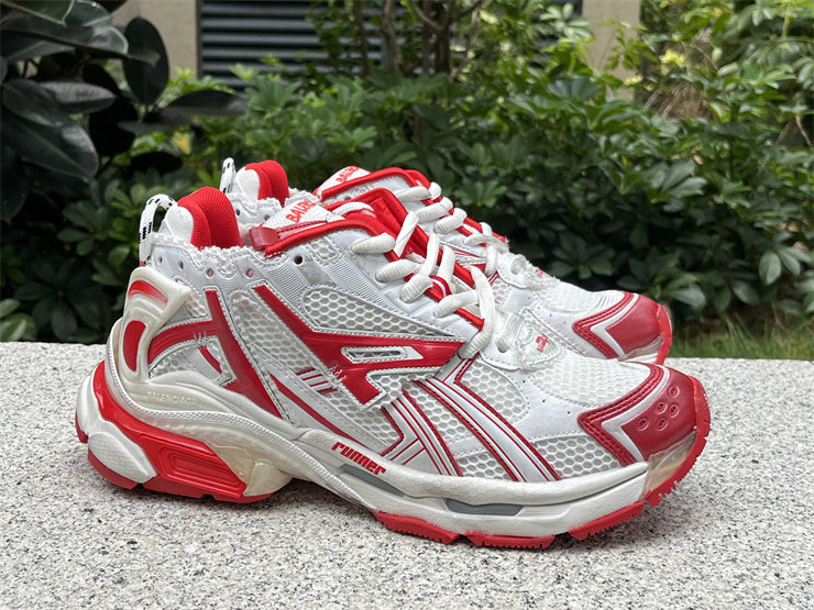 White and Red Runners