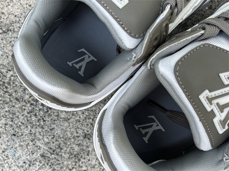 Grey Trainer