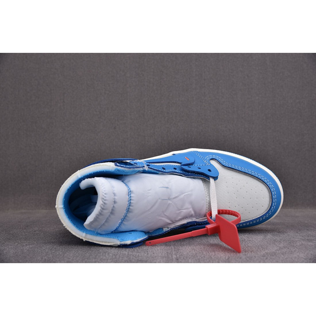 Jordan 1 Retro High Off-White University Blue