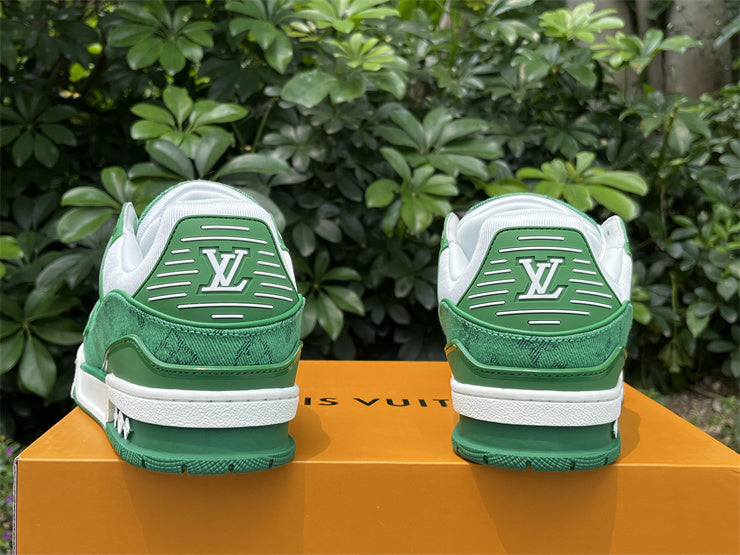 Green Trainer