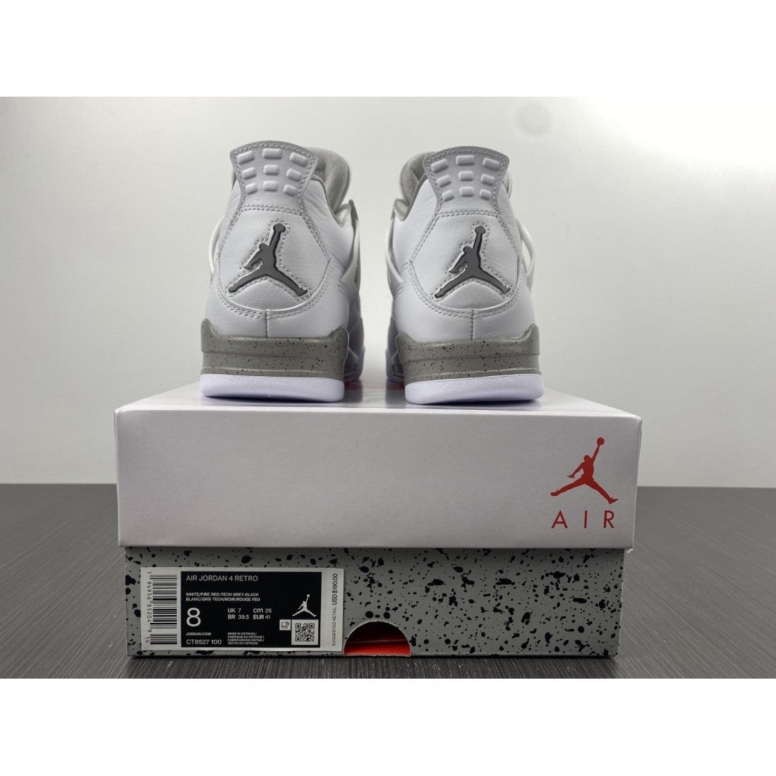 White Oreo