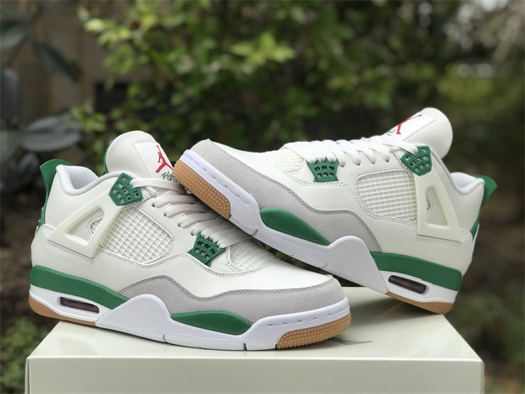 Pine Green