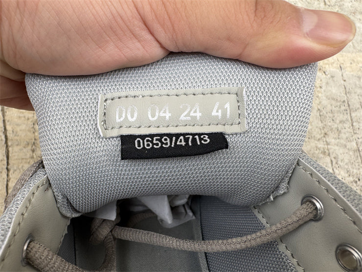 B30 Grey